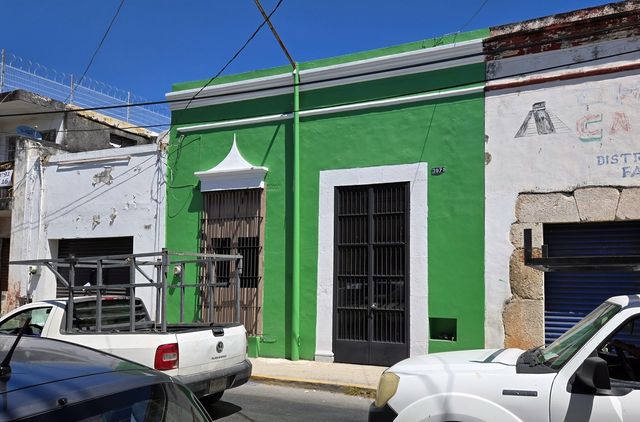 멕시코 메리다에 있는 한인이민박물관(초록색 외벽)