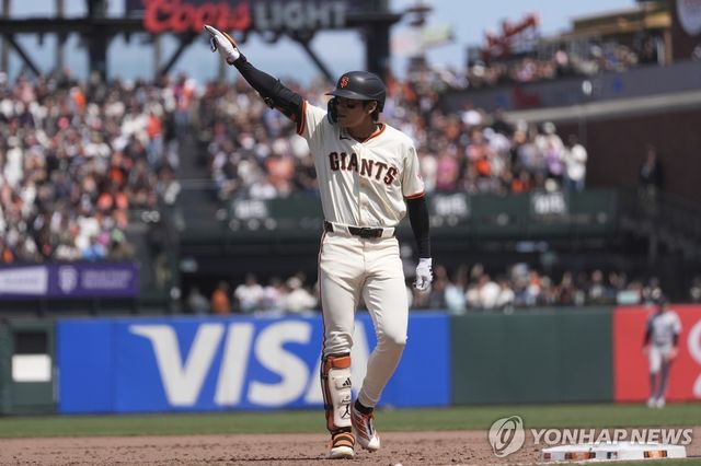 적시타 친 이정후