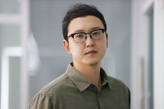 송희구 작가