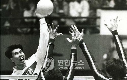 고려증권 시절 주포로 활약했던 장윤창(왼쪽)