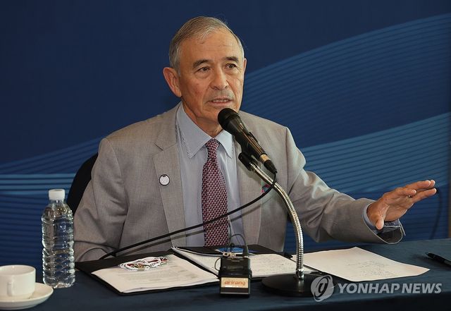 해리 해리스 기자간담회