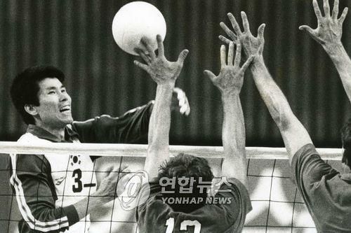 국가대표로 활약하던 시절의 장윤창(3번)