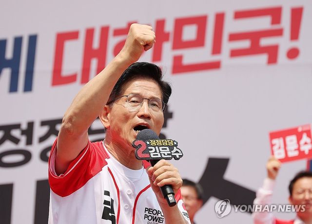 김문수, '논스톱 외박 유세'로 막판 총력전