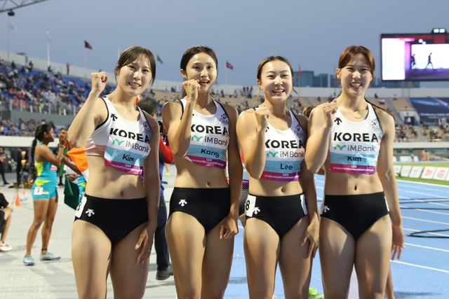 한국 기록을 11년 만에 바꿔놓은 여자 400ｍ 계주 대표팀