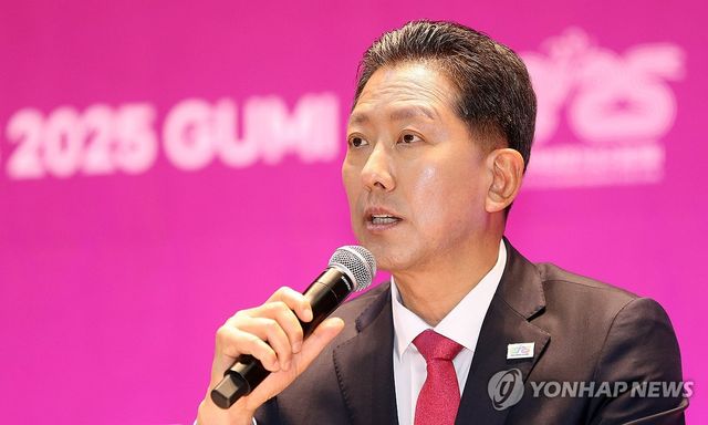 답변하는 김장호 구미 아시아육상 조직위원장