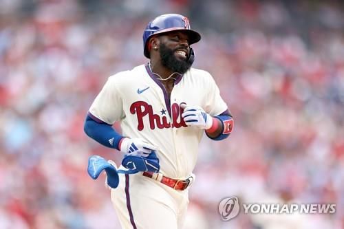 필라델피아 시절의 조시 해리슨