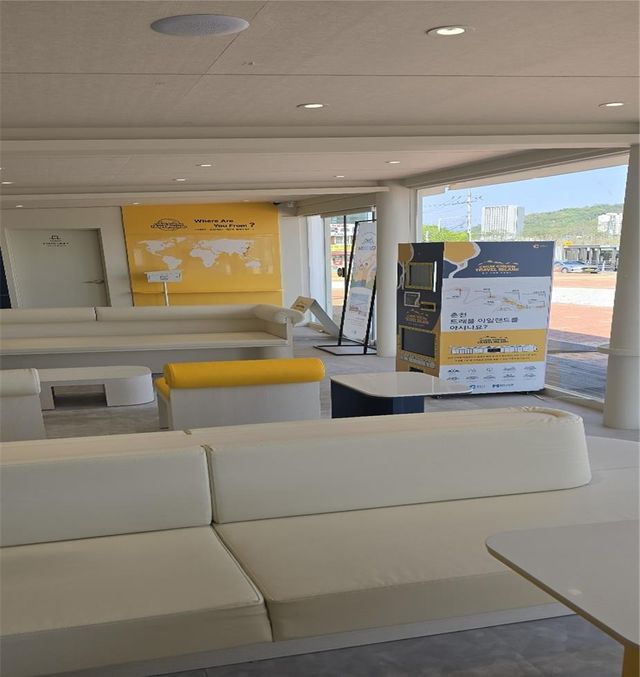 AI 키오스크· 포토부스 설치된 춘천역 트래블 아일랜드