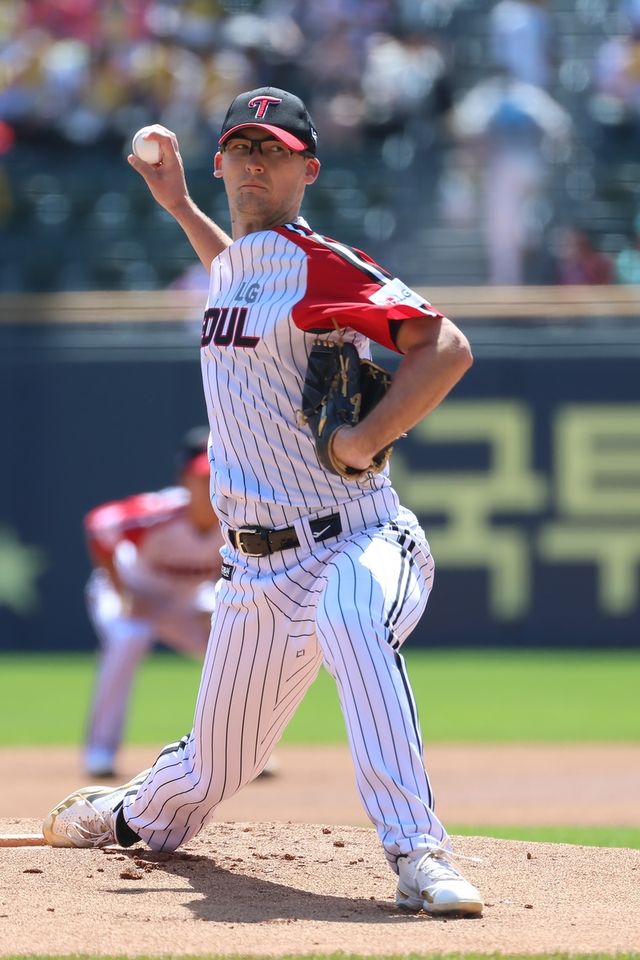 KBO 1군 무대 데뷔전 치른 코엔 윈