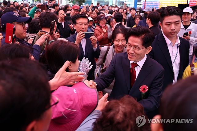 봉축법요식 마친 김문수 후보