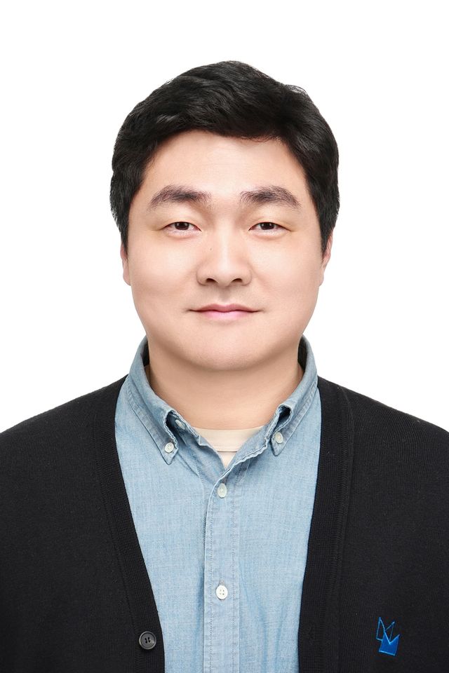 서효인 시인