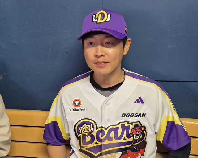 인터뷰하는 두산 정수빈