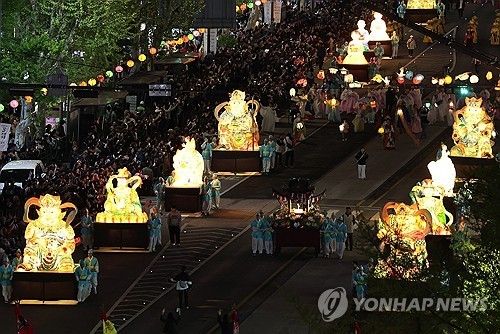 지난 4월 26일 불기 2569년(2025년) 서울 연등행렬