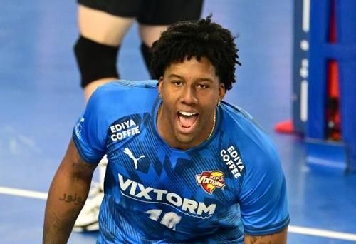 2024-2025시즌 초반 한국전력에서 뛰었던 엘리안