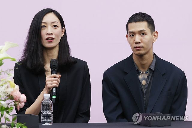 인사말하는 이상은