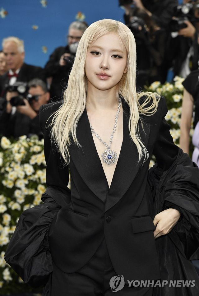 2025 멧 갈라 참석한 블랙핑크 로제