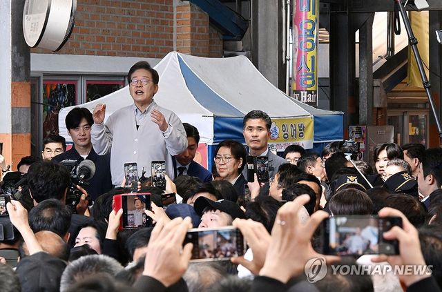 이재명 대선 후보, 경청투어 임실시장 연설