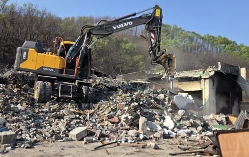 산불 피해 주택 철거