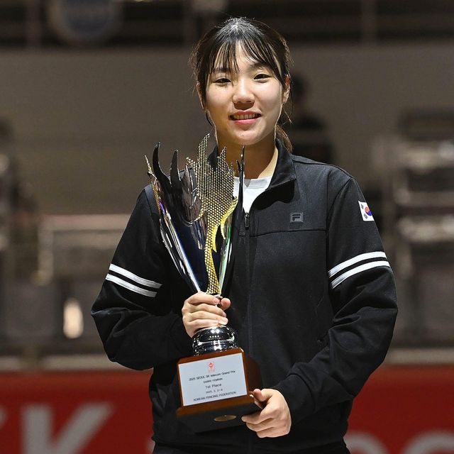 4일 SK텔레콤 사브르 그랑프리 여자부 우승을 차지한 전하영