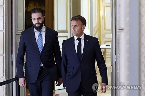 마크롱 만난 시리아 대통령