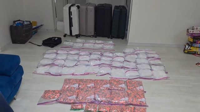 경찰이 압수한 케타민과 엑스터시