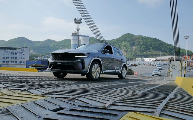 르노코리아 그랑 콜레오스 중남미 수출 초도물량 894대 선적