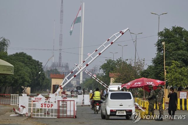 지난 1일 인도와 파키스탄 간 와가 국경검문소 모습