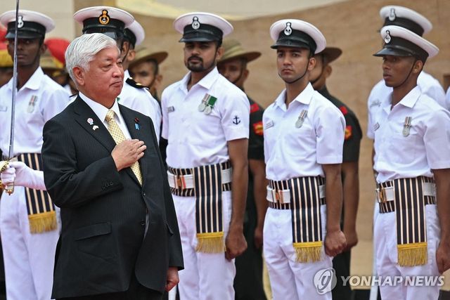 나타카니 겐 일본 방위상