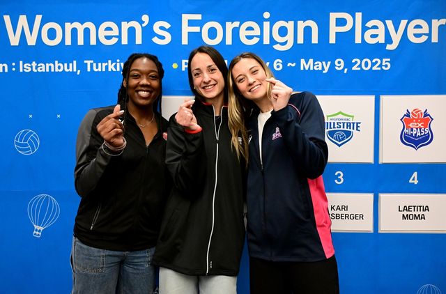 외국인 선수 여자부 드래프트서 뽑힌 선수들. 맨 오른쪽이 라셈.