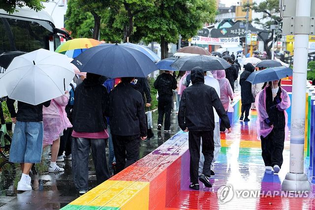 비 내리는 제주