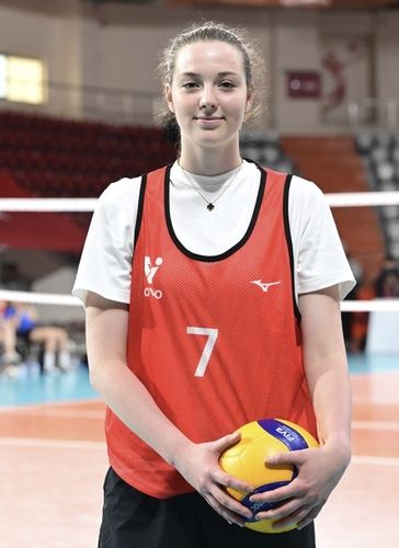 V리그 트라이아웃에 참여한 데미도바