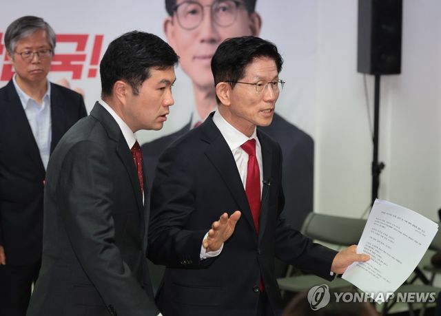 정책 발표 마친 김문수 후보