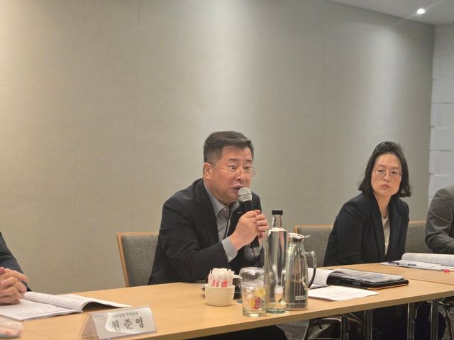 아프리카 지역 무역투자 확대 전략회의 주재하는 강경성 코트라 사장