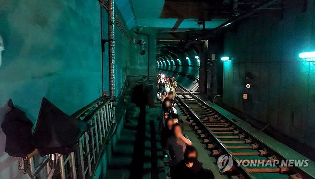 5호선 지하철 방화 화재, 대피한 승객들