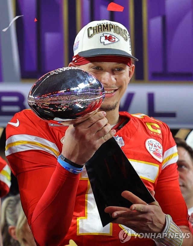 LA 올림픽 출전을 고사한 NFL 스타 쿼터백 패트릭 머홈스