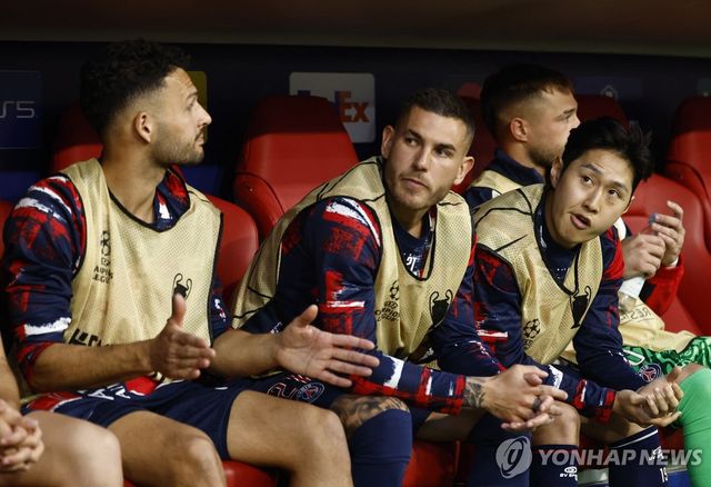 UCL 결승을 벤치에서 지켜보는 이강인