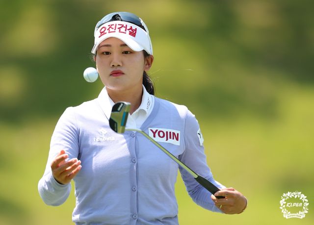 홀아웃하는 노승희.