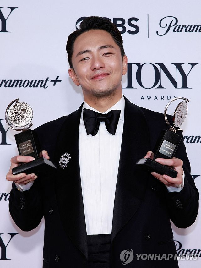 뮤지컬 '어쩌면 해피엔딩' 박천휴 작가