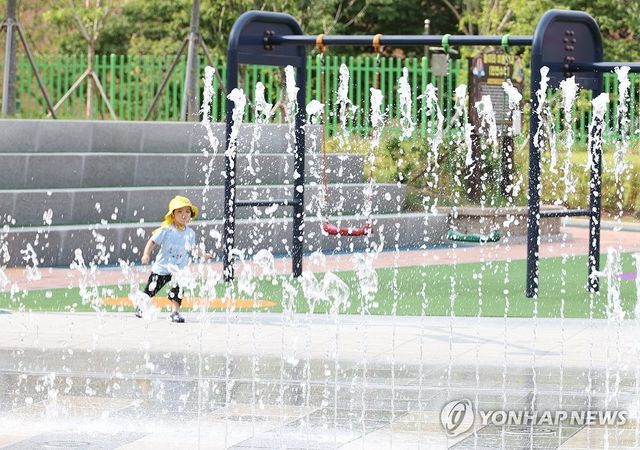 벌써 한여름 같은 대구 더위