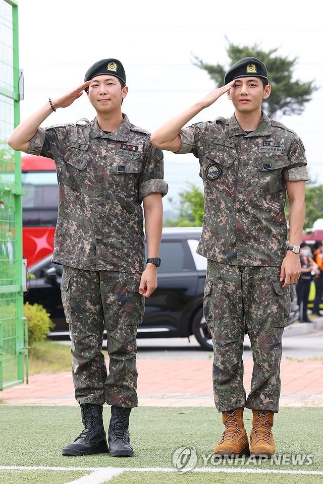 BTS RM·뷔, 만기 전역