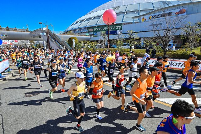 나고야 마라톤에 참가한 김울프 작가
