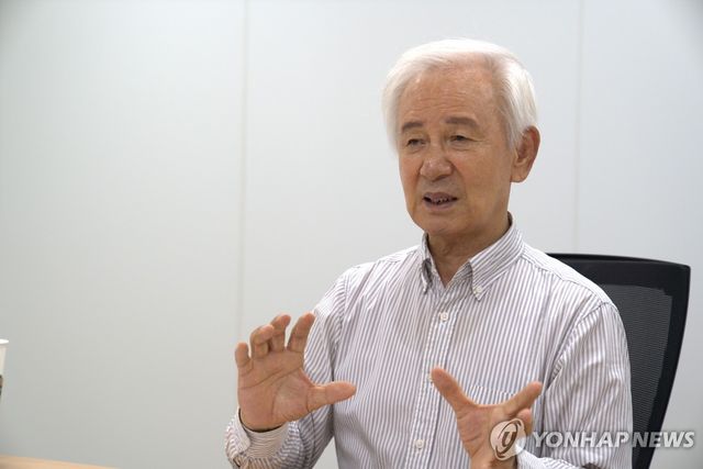 2024년 7월5일 연합뉴스와 인터뷰 중인 김홍신