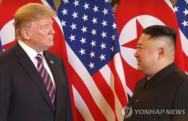 트럼프와 김정은(2019년)