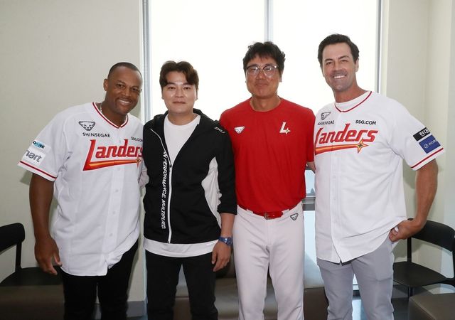 SSG퓨처스필드 찾은 벨트레와 해멀스