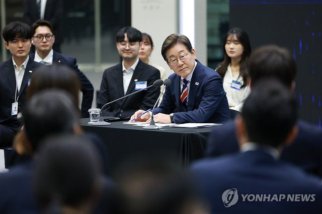 이재명 대통령, 주식시장 불공정거래 근절 현장 간담회