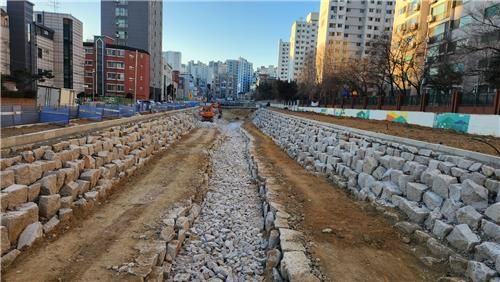 굴포천 생태하천 복원사업 현장