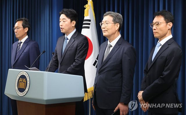 대통령실 정무·홍보·민정수석 인선