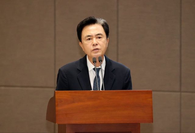 발언하는 김태흠 충남지사