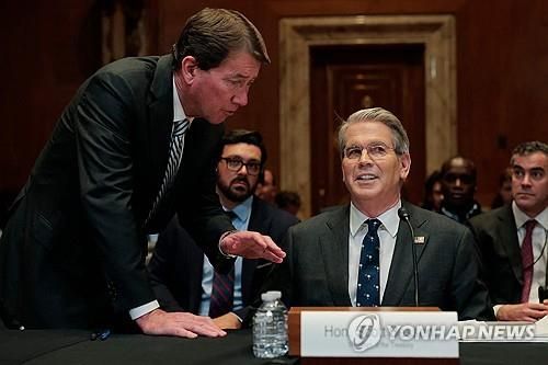 11일 미 상원 예산소위에 출석한 스콧 베선트 재무장관