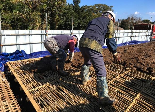 '성읍리초가장' 전통 초가 짓는 모습(고대 설치)[국가유산청 제공. 재판매 및 DB 금지]