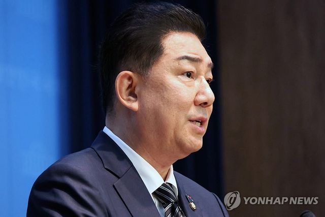 민주당 원내대표 출마 선언하는 김병기 의원